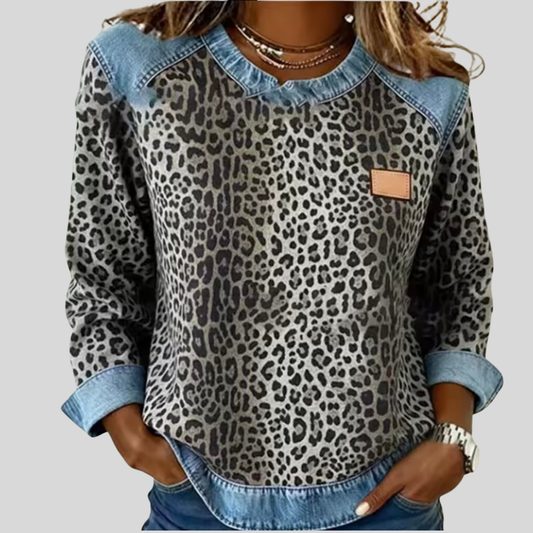 Hollyn™ | Suéter Estampado Leopardo con Cuello de Mezclilla