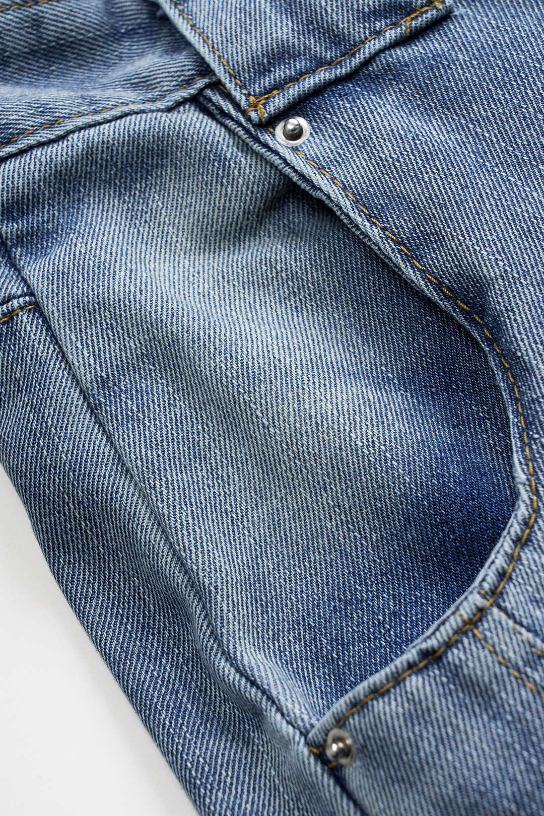 Marina™ | Jeans pour femme à taille haute et jambes évasées