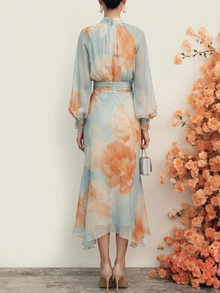 Emilia | Conjunto Dos Piezas: Top de Cuello Alto Manga Larga y Falda Floral Romántica