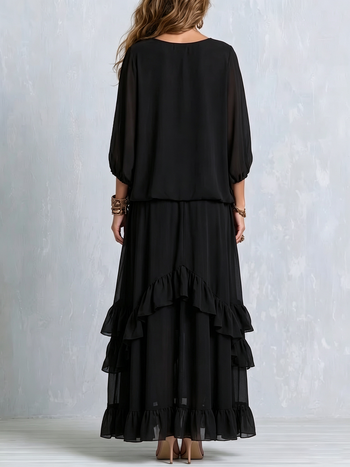 Elvira | Conjunto Top en Gasa Negro con Escote en V y Flecos con Falda de Volantes en Capas