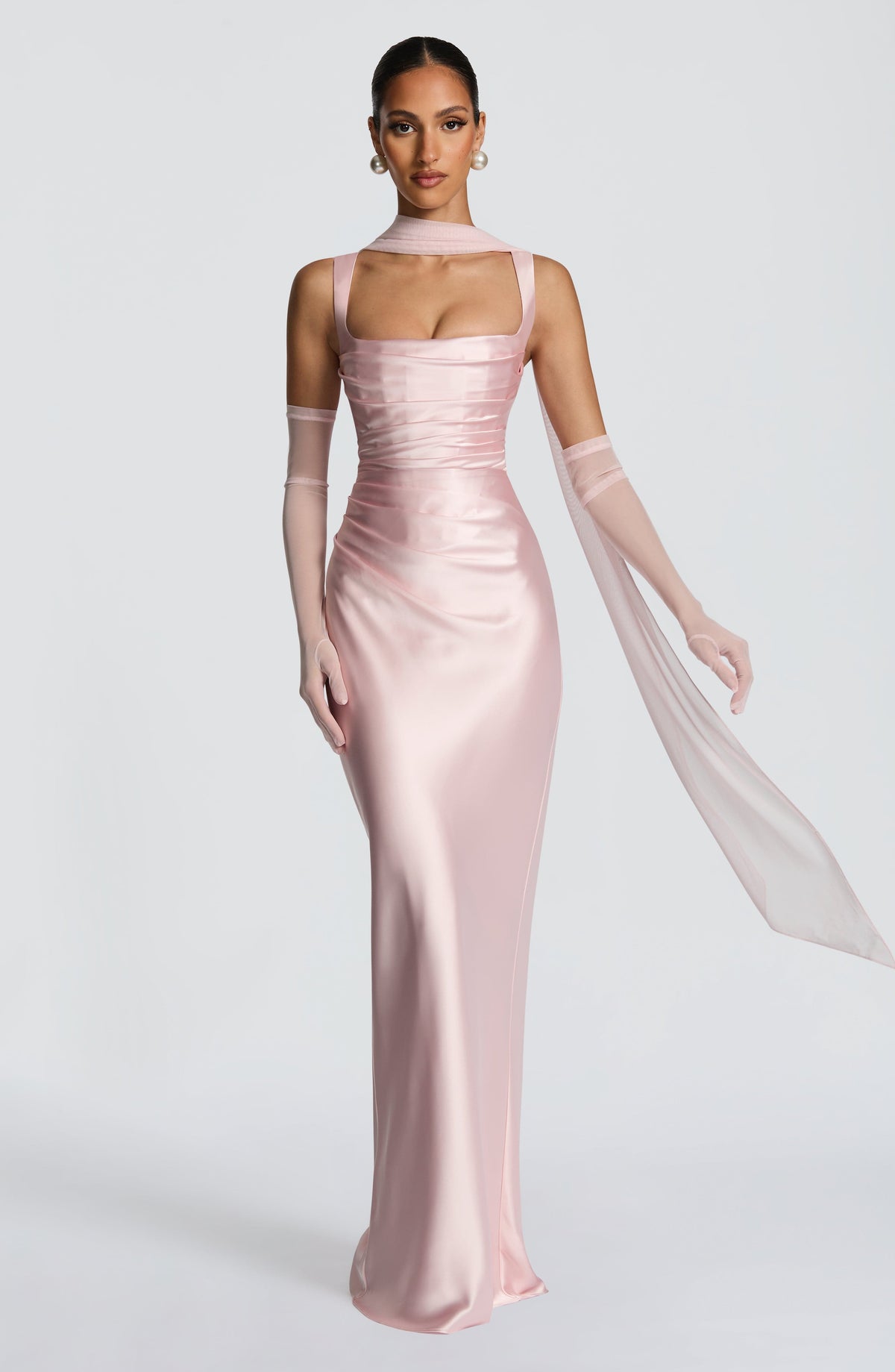 Mariela™ | Vestido satinado de lujo con pliegues asimétricos