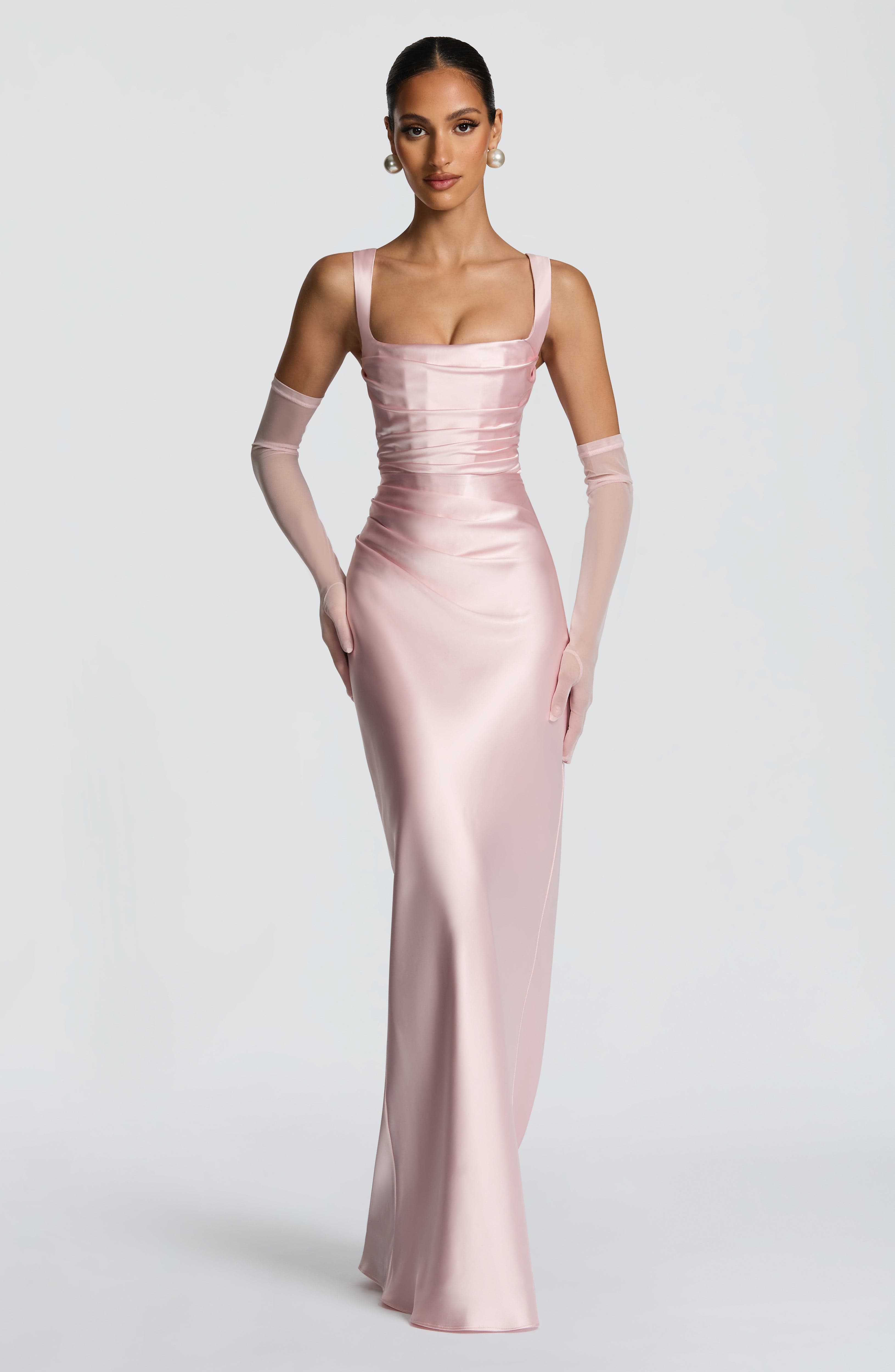 Mariela™ | Robe satinée de luxe avec plis asymétriques