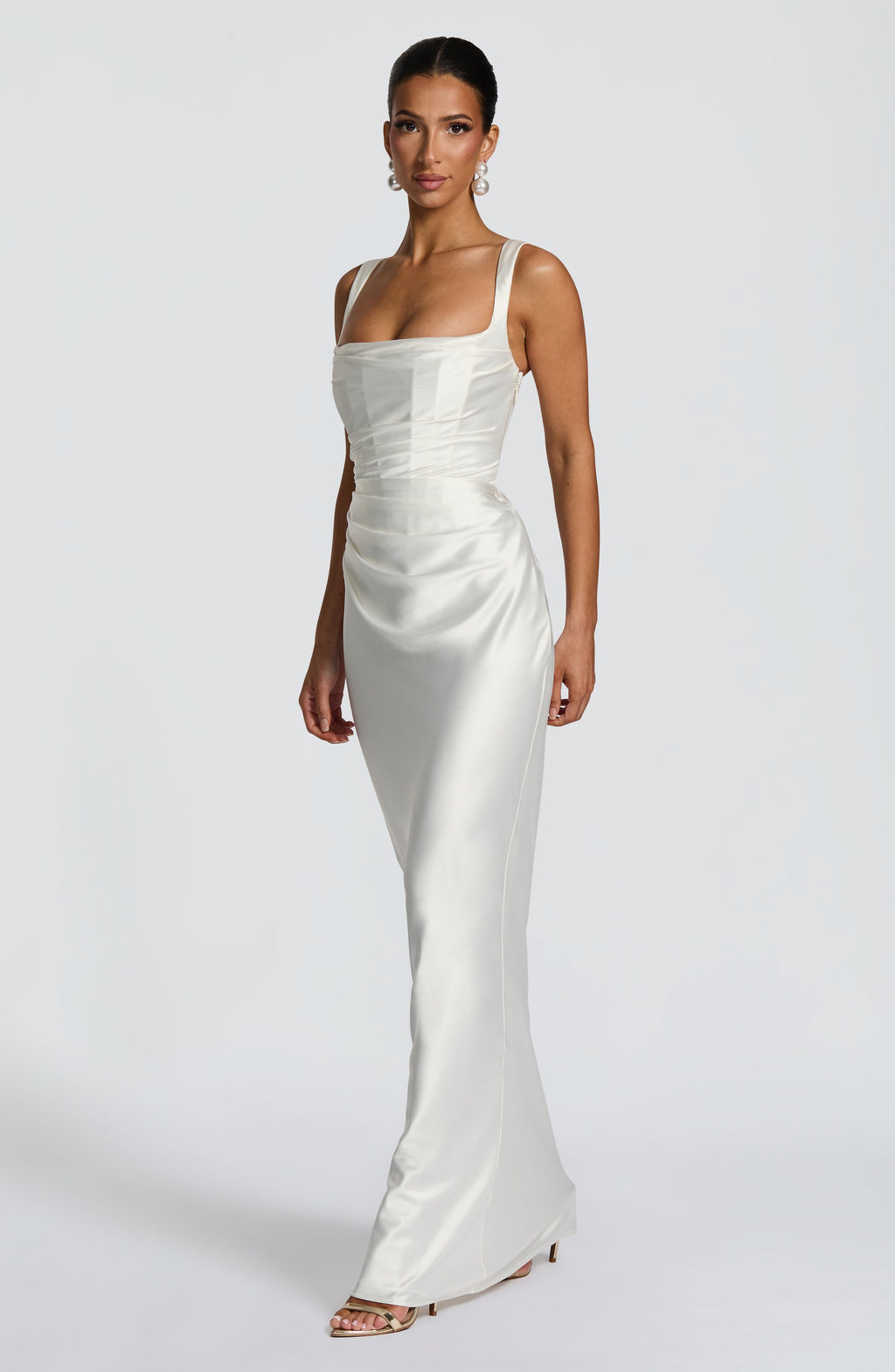 Mariela™ | Robe satinée de luxe avec plis asymétriques