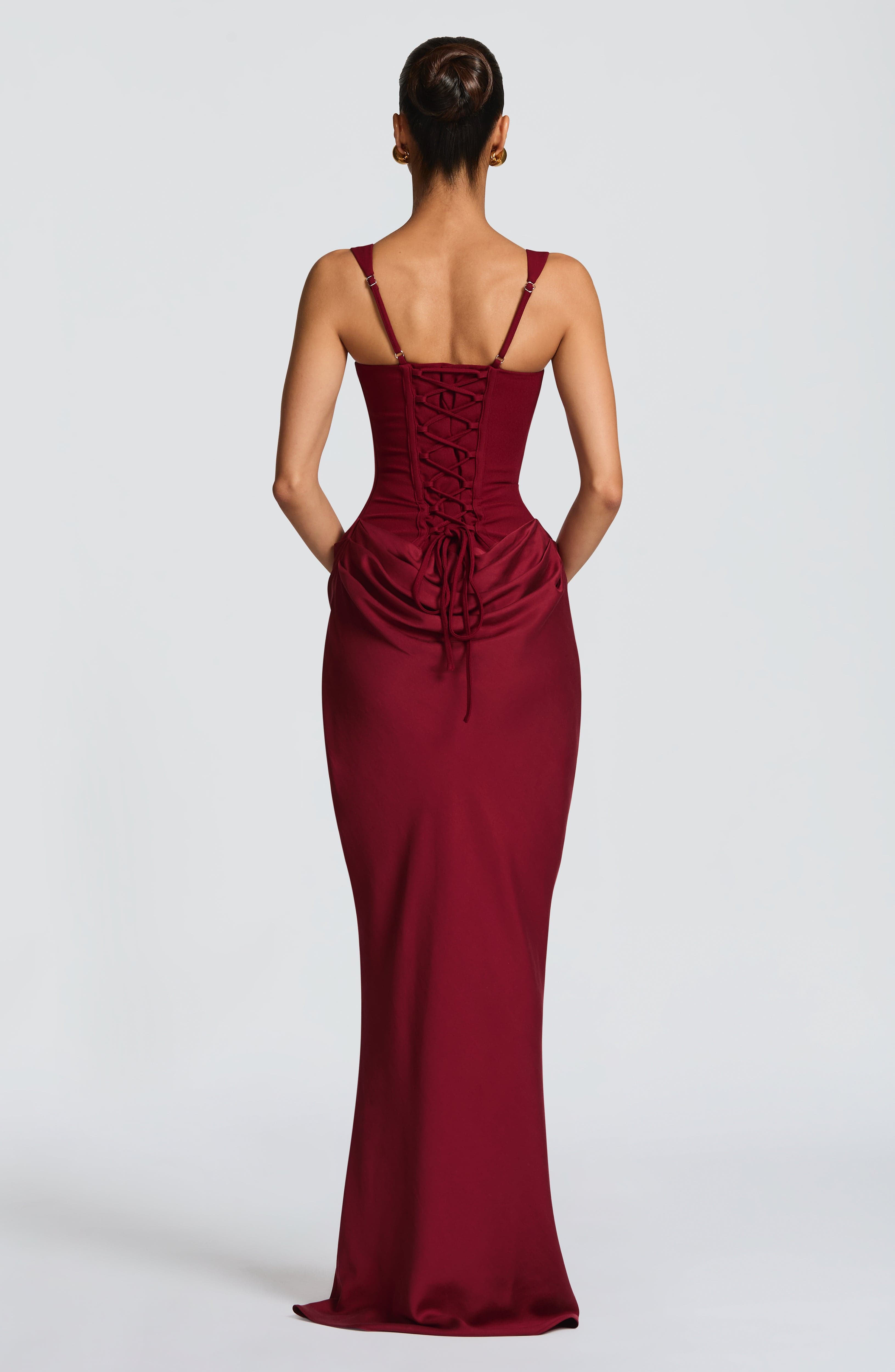 Elisa™ | Robe premium structurée à jupe satinée