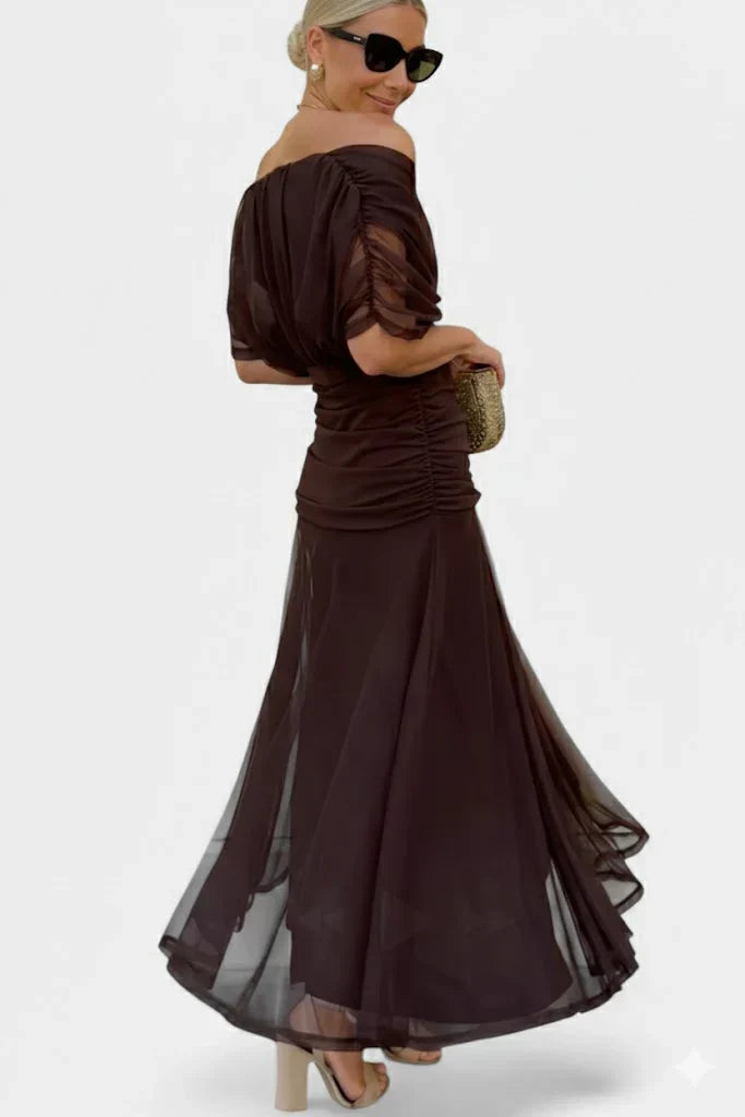 Velora | Vestido Elegante con Escote