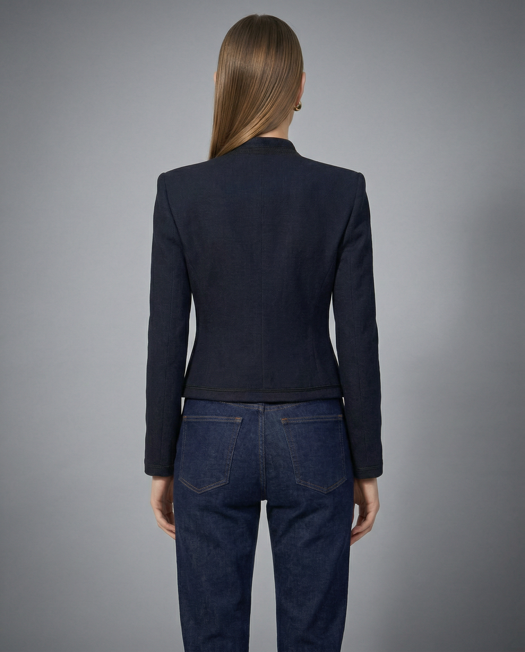 Elena™ | VESTE