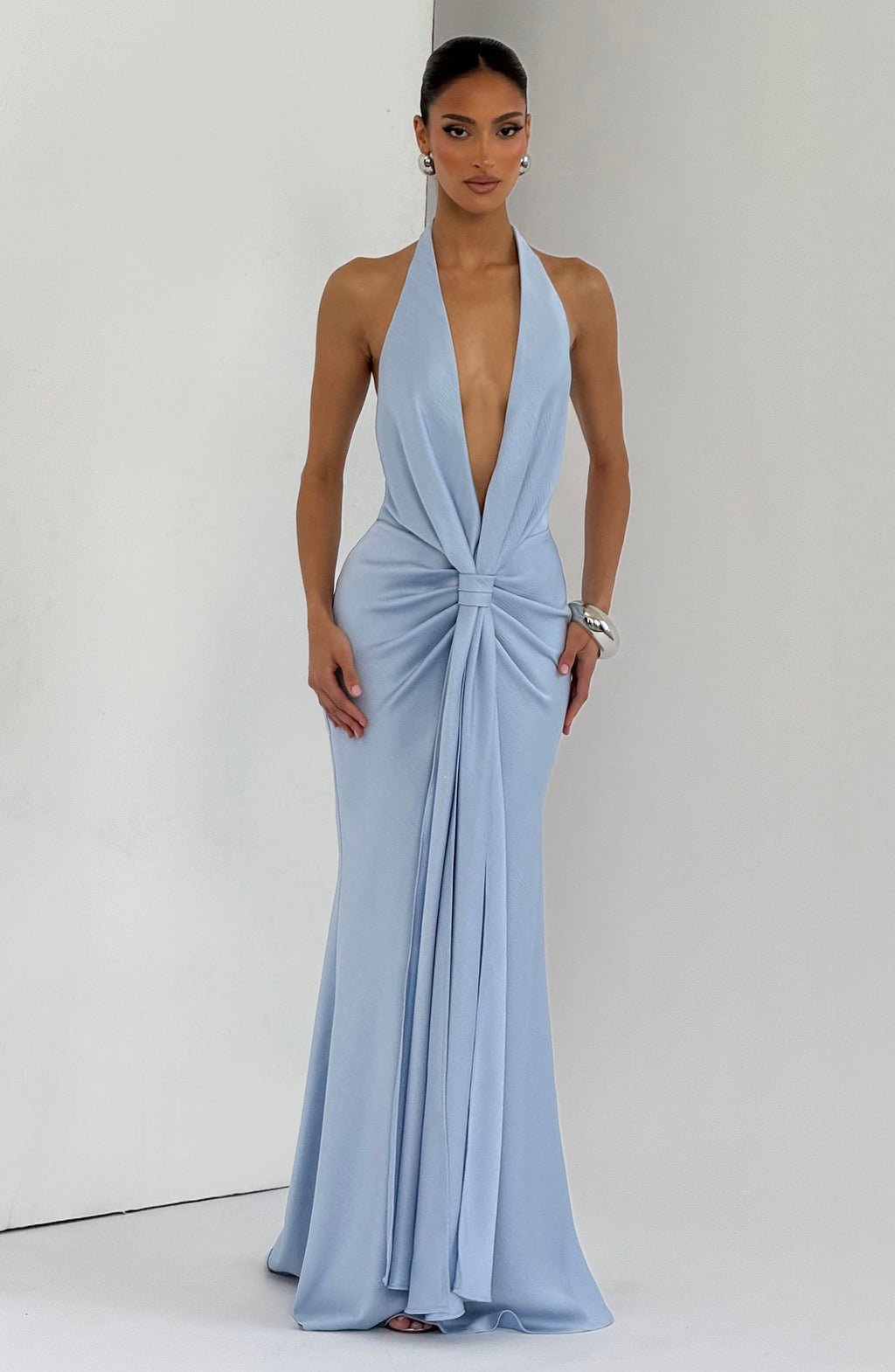 Aveline™ | Robe premium texturée à col halterneck