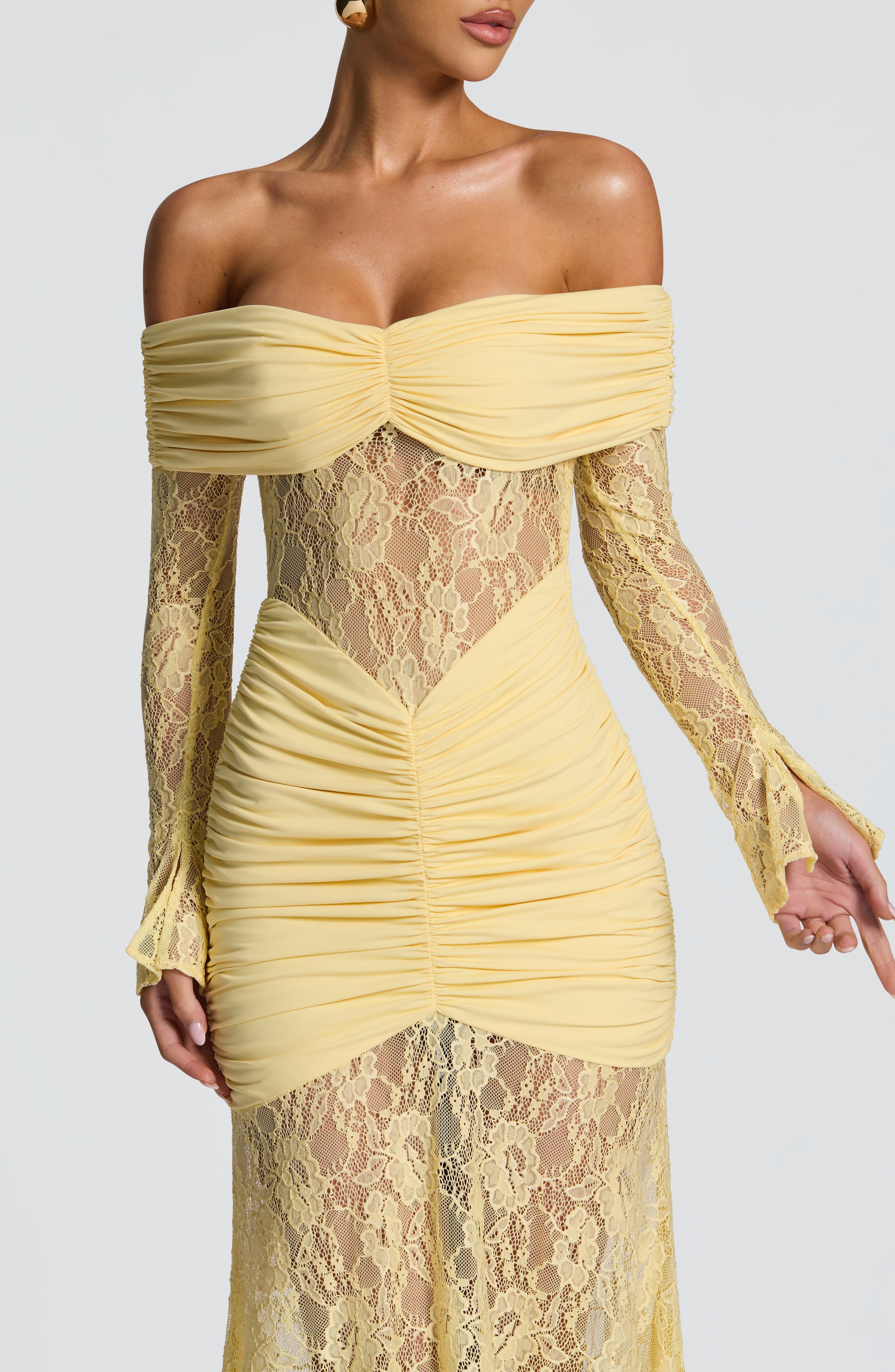 Ariadna™ | Robe en dentelle et fronces de qualité supérieure