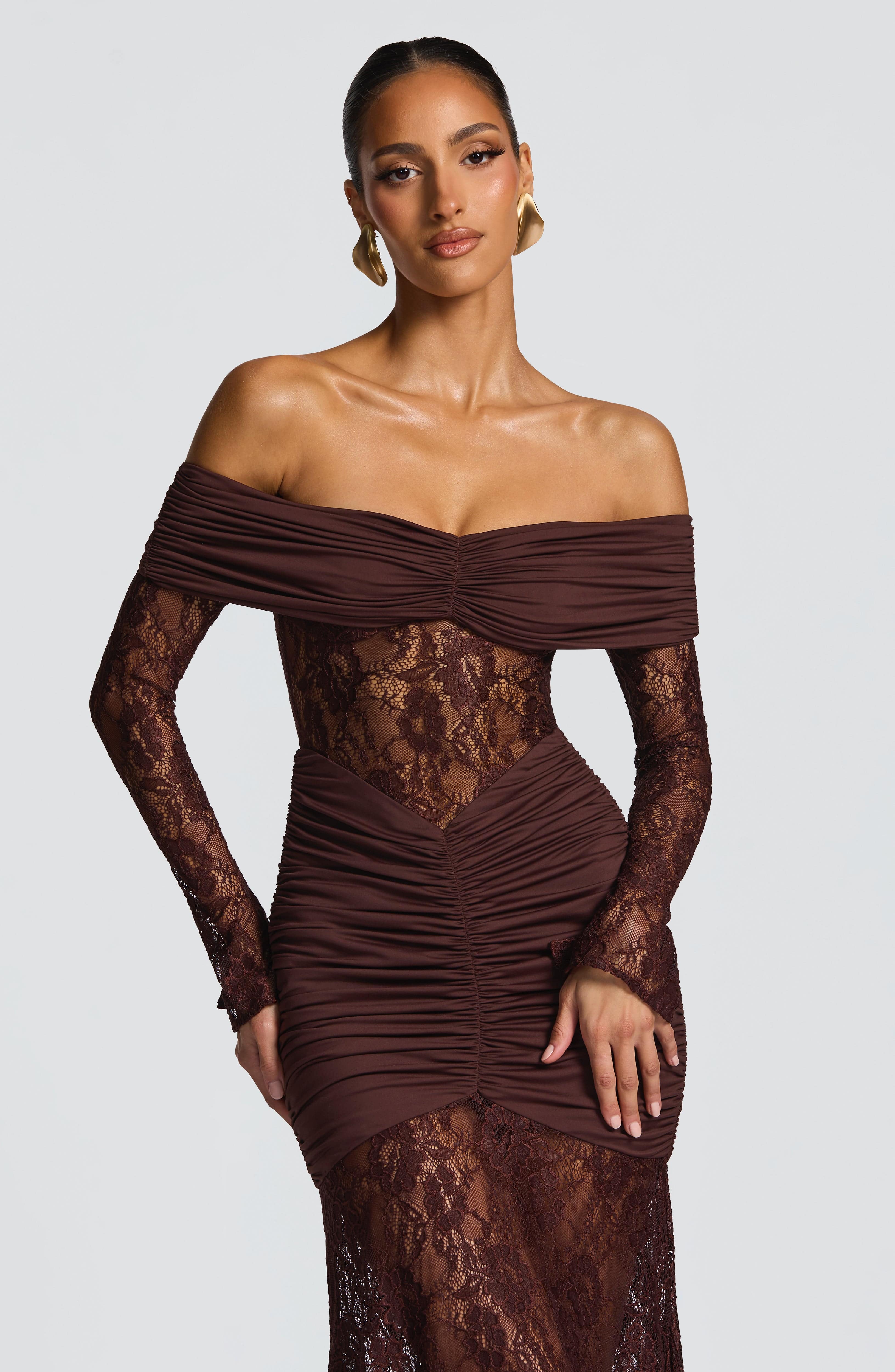 Ariadna™ | Robe en dentelle et fronces de qualité supérieure