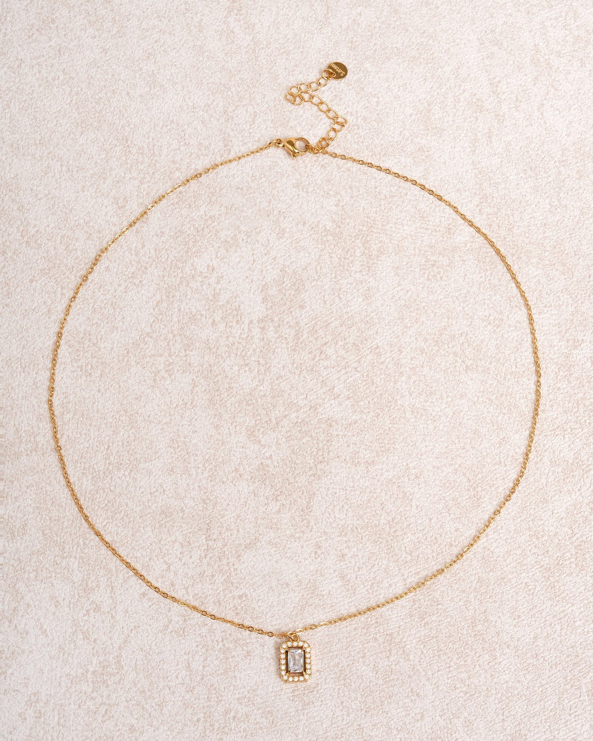 Fabiola™ | Collar